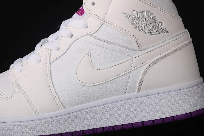 All categories Air Jordan Jordan series basketball shoes Air Jordan 1 Mid Air Jordan 1 Mid AJ1 Joe 1 white and purple women's sports and leisure basketball shoes 555112-100